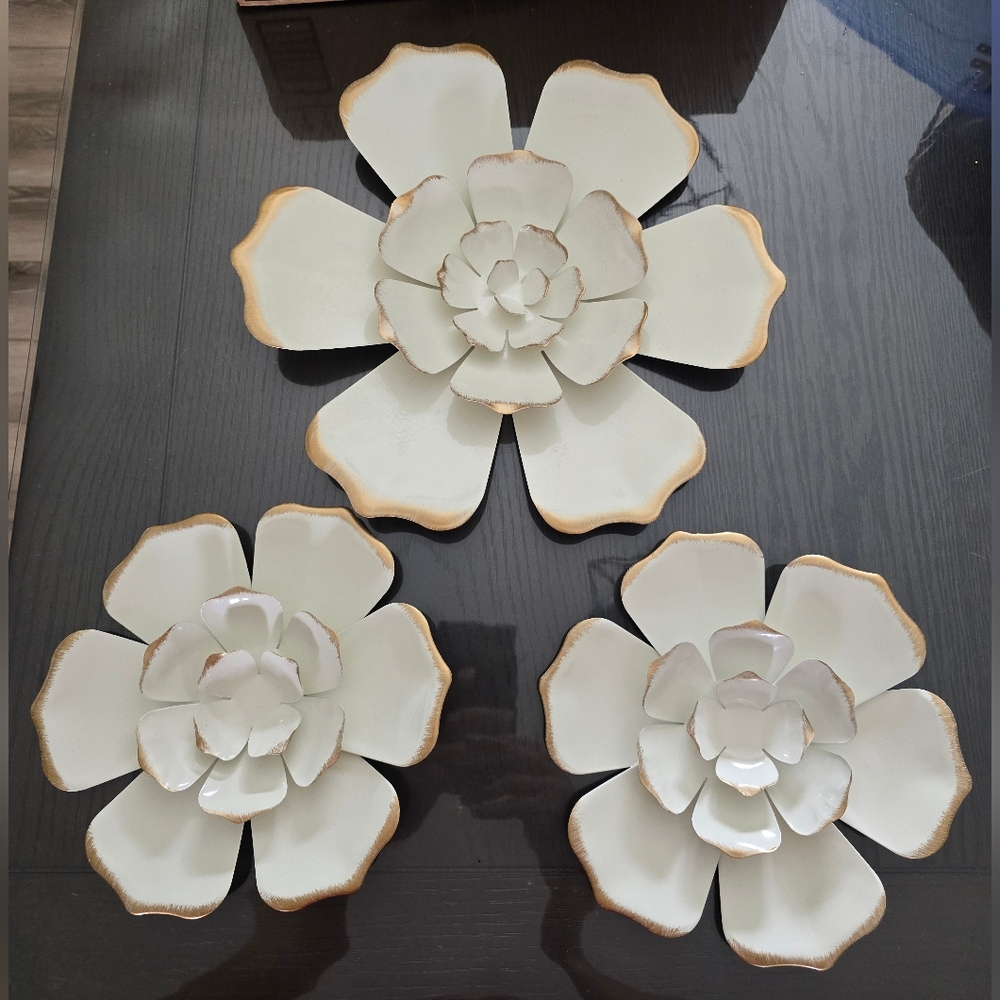 3 Piece Hanging Flower Decor